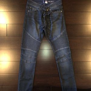 Skinny (biker) jeans stretchy